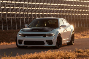 The 2022 Dodge Charger Scat Pack Widebody is powered by the 392-cubic-inch HEMI® V-8 engine with the best-in-class naturally aspirated 485 horsepower mated to the TorqueFlite 8HP70 eight-speed transmission