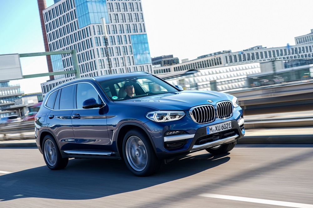 5 _the-bmw-x3-xdrive30e