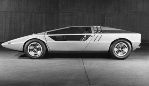 Coupè 2 posti Prototipo realizzato da Giugiaro (Italdesign) su telaio e meccanica della Bora telaio 081 Vettura presentata al Salone di Ginevra del 1972.