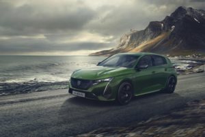 9 PEUGEOT_308PHEV_2103STYP_032