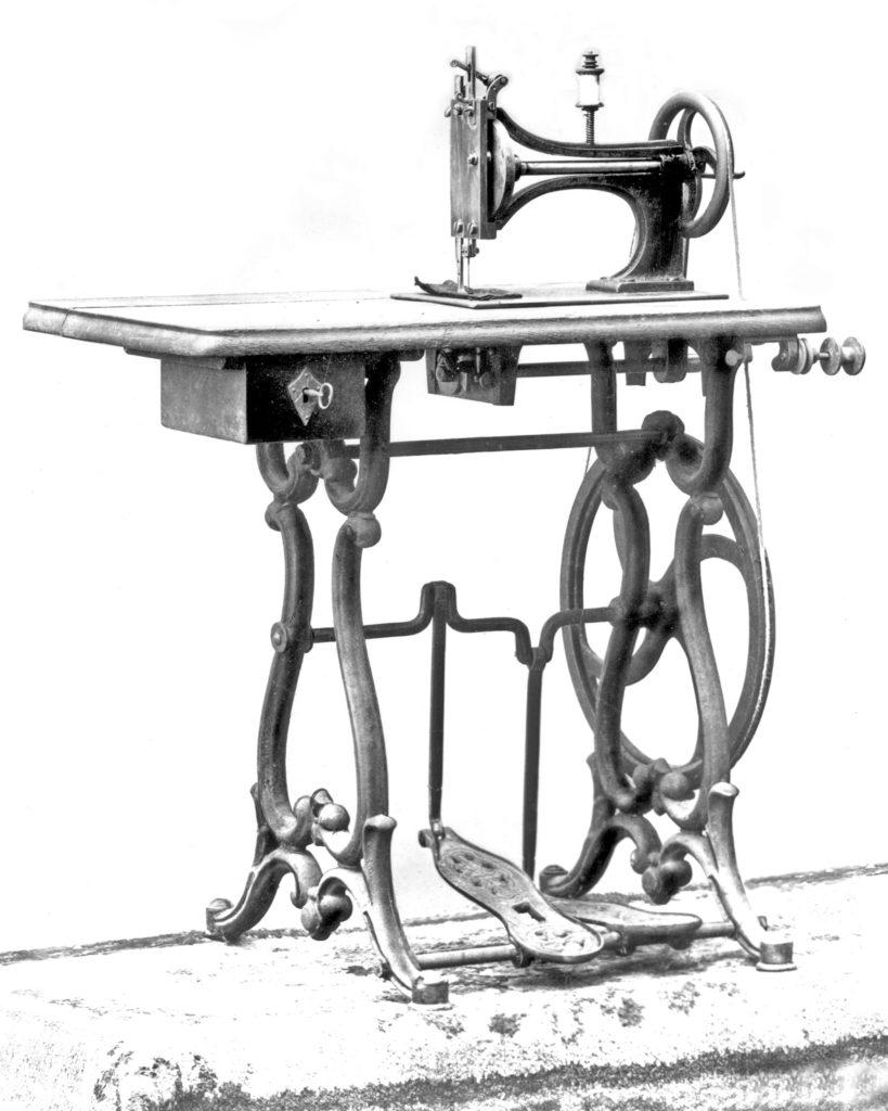 Die erste von Adam Opel hergestellte Nähmaschine, 1863 verkauft an den Schneidermeister Hummel
