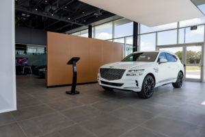 2 GENESISOPENSFIRSTSTANDALONERETAILLOCATIONINTHEUNITEDSTATES