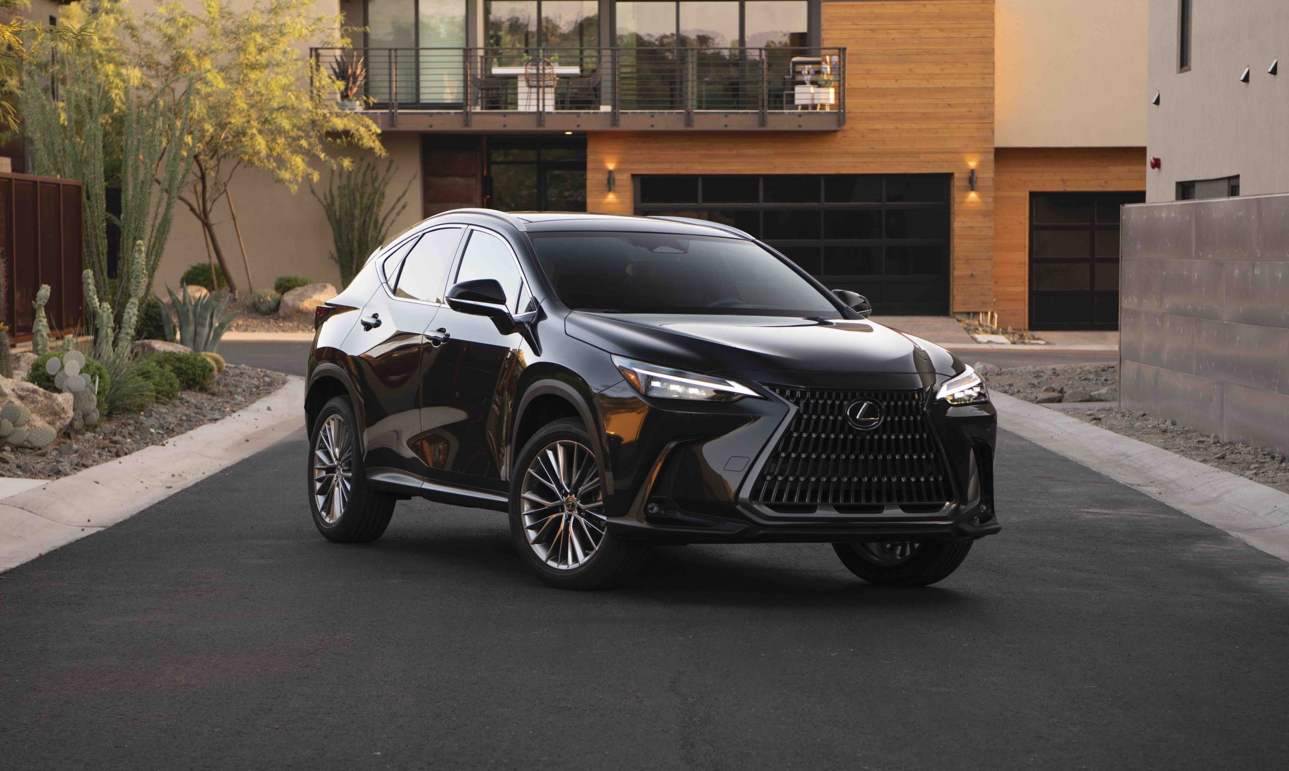 2022_Lexus_NX-350_Caviar_003-scaled