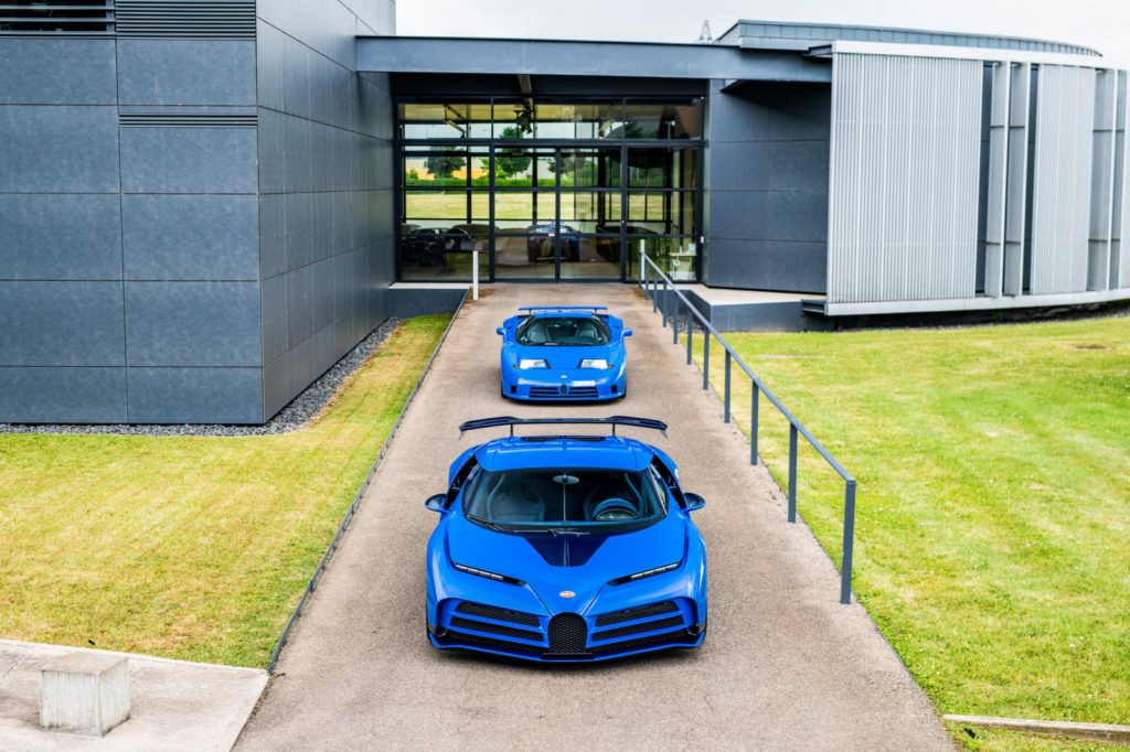 04 BUGATTI_Centodieci-first-delivery
