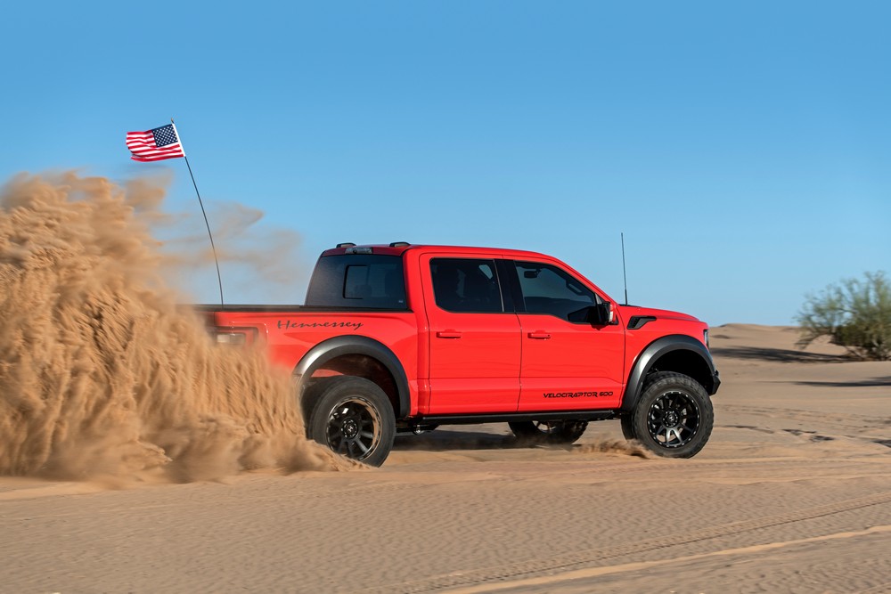 1 HennesseyVelociRaptor600_GlamisDunes_001