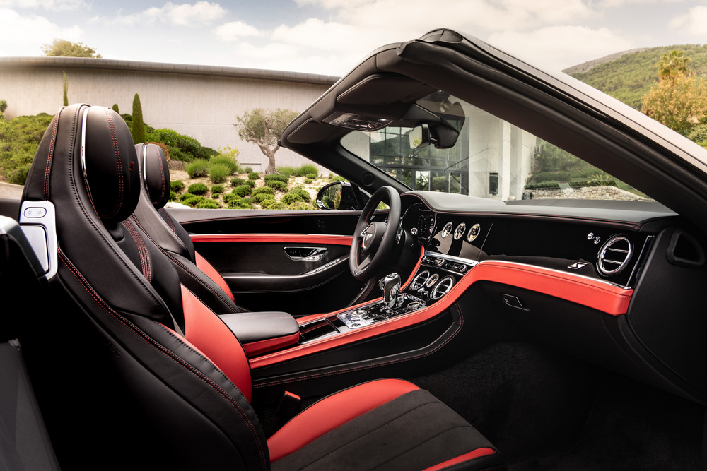 3 - Continental GTC S interior
