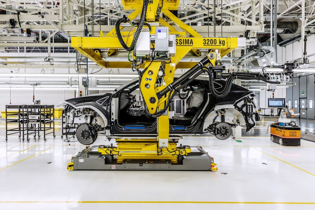 3 Lamborghini Urus