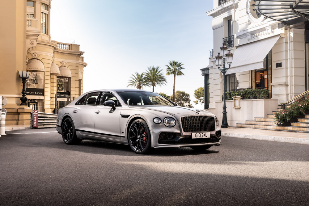 4 -Flying Spur S Front View