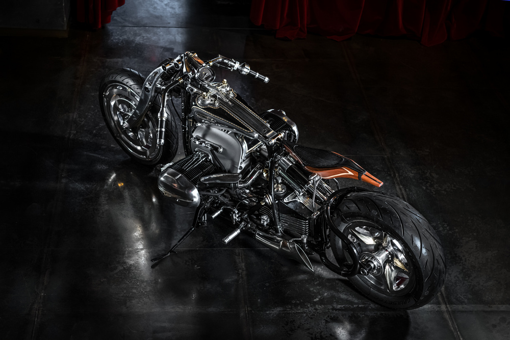 4 _bmw-motorrad-present
