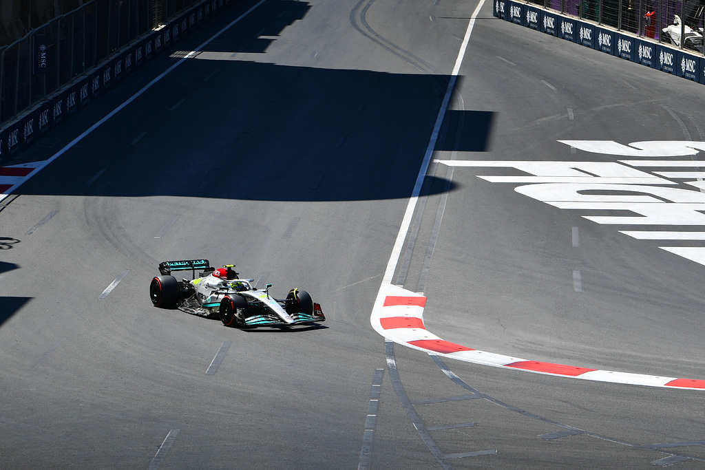 Formel 1 - Mercedes-AMG Petronas Motorsport, Großer Preis von Aserbaidschan 2022. Lewis Hamilton   Formula One - Mercedes-AMG Petronas Motorsport, 2022 Azerbaijan GP. Lewis Hamilton