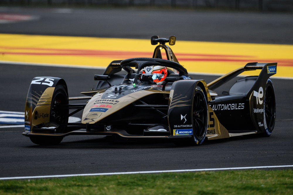 AUTODROMO HERMANOS RODRIGUEZ, MEXICO - FEBRUARY 12: Jean-Eric Vergne (FRA), DS Techeetah, DS E-Tense FE21 during the Mexico City ePrix at Autodromo Hermanos Rodriguez on Saturday February 12, 2022 in Mexico City, Mexico. (Photo by Simon Galloway / LAT Images)