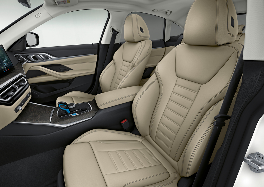 2 _bmw-i4-interieur-6-2