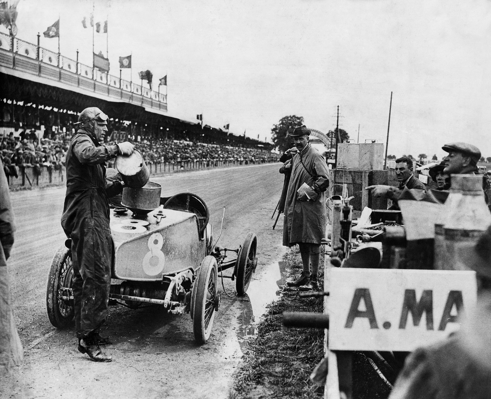 3 AstonMartin1922GPImages_02