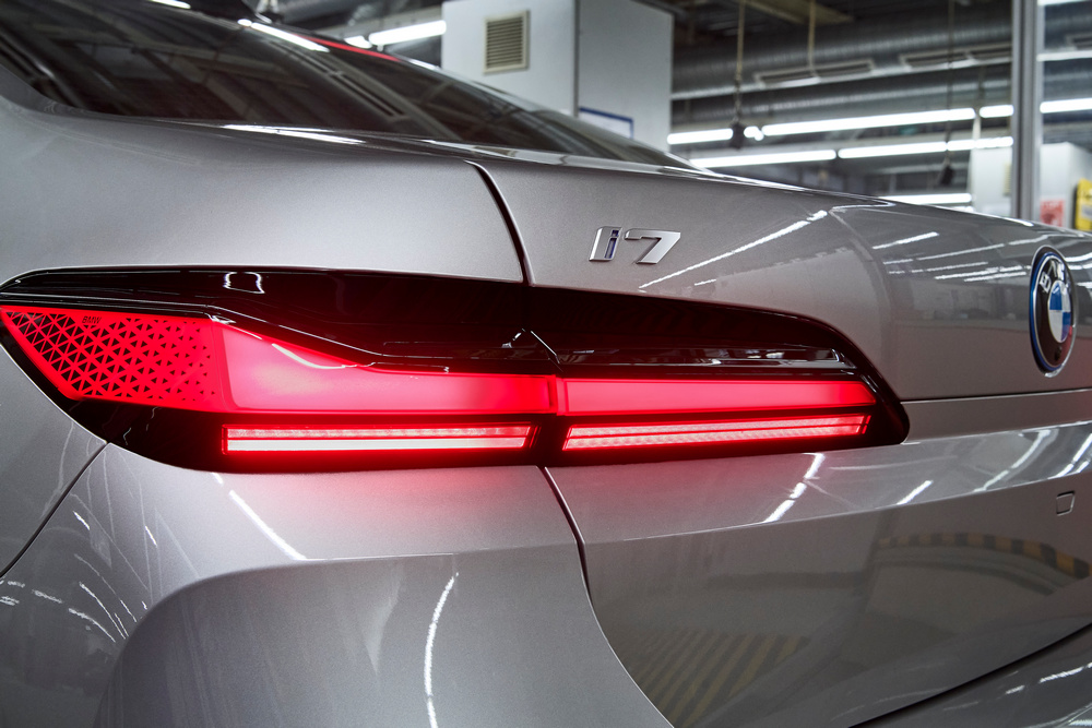 3 _the-new-bmw-i7-produ
