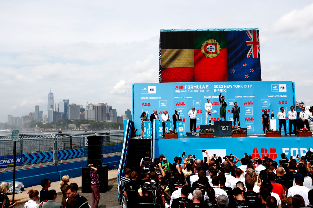 Antonio Felix da Costa (PRT), DS Techeetah, 1st position, Stoffel Vandoorne (BEL), Mercedes Benz EQ, 2nd position, Mitch Evans (NZL), Jaguar TCS Racing, 3rd position, Podium