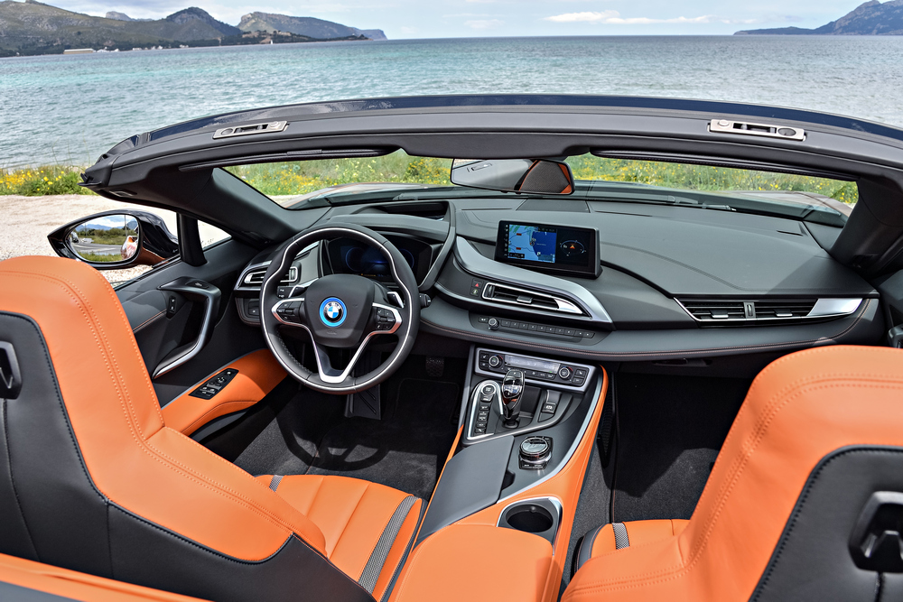 4 _bmw-i8-roadster-04-2