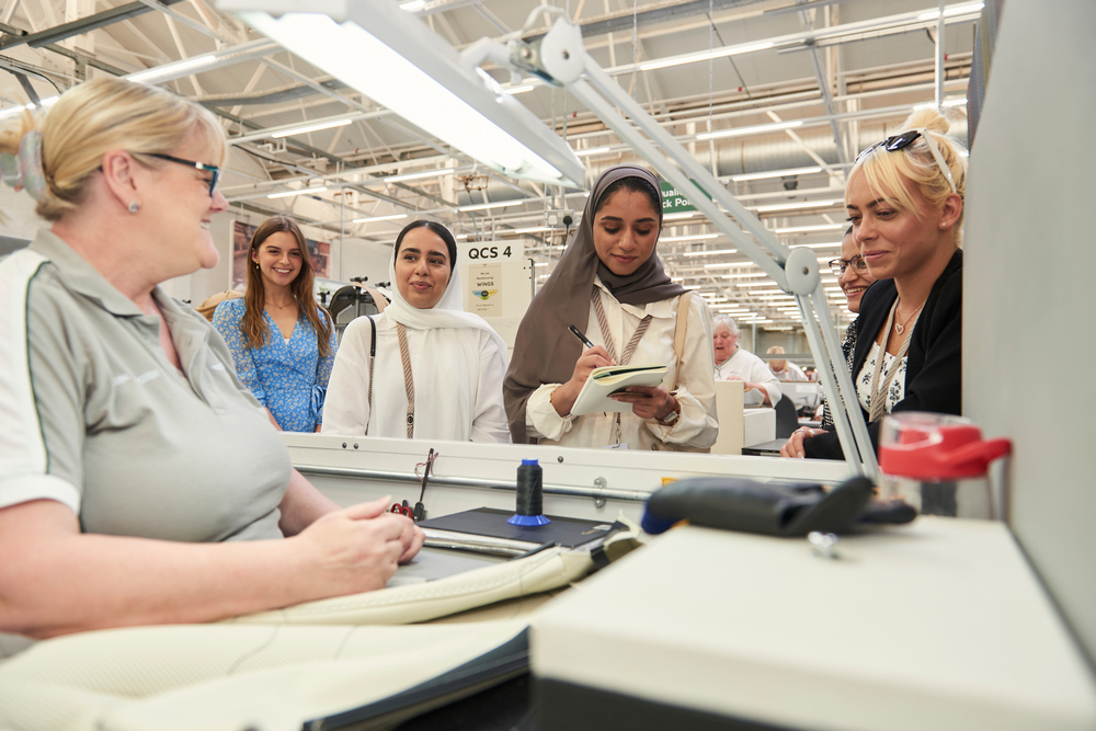 5 Extraordinary Women - 5