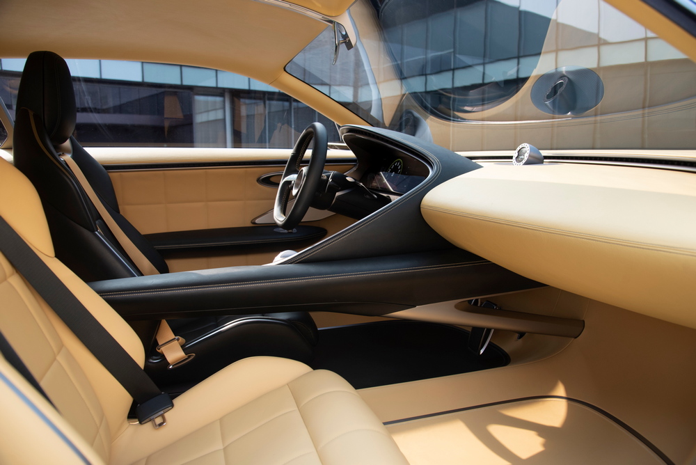 5 Genesis reveals X Speedium Coupe interior at Pebble Beach_5