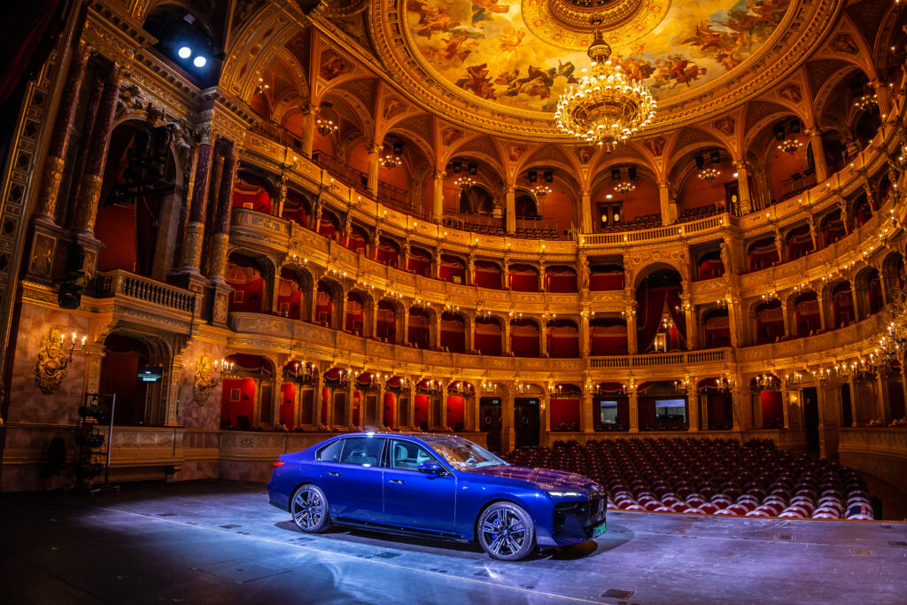 BMW I7