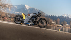 9 bmw-motorrad-present