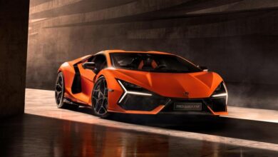 2 - Lamborghini Revuelto Front View