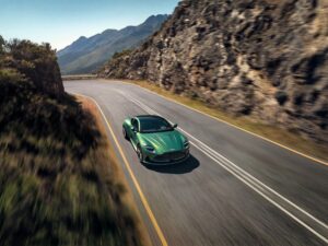 The New Aston Martin DB12_09 أستون مارتن دي بي 12 سيارة سياحية Aston Martin DB12