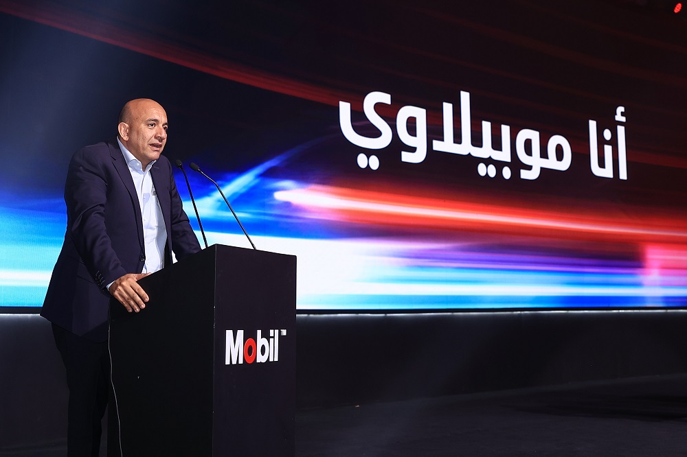 المهندس عمرو أبو عيطة رئيس مجلس الإدارة والعضو المنتدب لشركة إكسون موبيل مصر Exxon Mobil Egypt خلال المؤتمر السنوي موبيلياوي Mobil Super Synthetic Technology تكنولوجيا الزيوت التخليقية