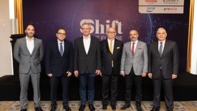 تحتفل مجموعة شركات تويوتا إيجيبت بنجاح تطبيق المرحلة الأولى من نظام تخطيط الموارد المؤسسية، الذي تقدمه شركة SAP، وذلك بالشراكة مع شركة إدراكي Edraky LLC، الرائدة في قطاع تكنولوجيا المعلومات، فضلًا عن كونها الشريك الوطني لشركة SAP الأشهر عالميًا. ويمثل تطبيق حلول SAP S4HANA و Proaxia VSS وCloud خطوة هامة في مجال صناعة السيارات عالمياً والأول في الشرق الأوسط، حيث تم التنفيذ بشكل استثنائي خلال 18 شهر فقط، وهو ما يأتي في إطار التزام مجموعة شركات تويوتا إيجيبت بالتميز من خلال رؤيتها للتحول الرقمي عبر تبني حلول أعمال وتكنولوجيا عالمية المستوى.