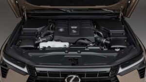 لكزس چي إكي Lexus TX ٢٠٢٤ سيارة الدفع الرباعي إلى جيلها الثالث
