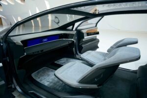 أودي Audi الشرق الأوسط تعرض سيارة AI:CON المستقبلية في متحف المستقبل