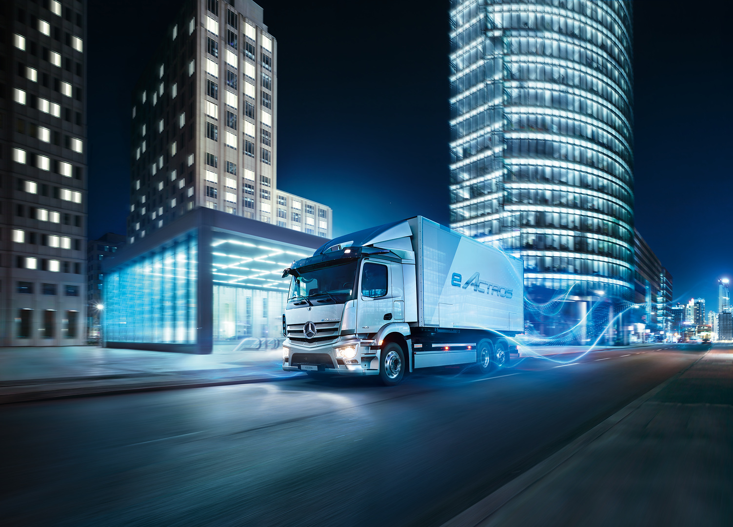 2021 / eActros / Image / CMYK
