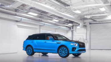 3 Bentayga Kingfisher EWB Side View