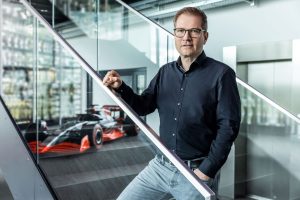 1 Andreas Seidl