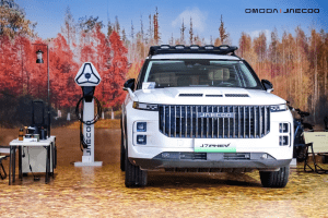 6 JAECOO J7 PHEV