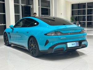 3 Xiaomi_SU7_Max_006