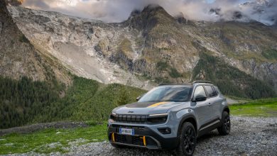 4 JeepAvenger4xeTheNorthFaceEdition 4