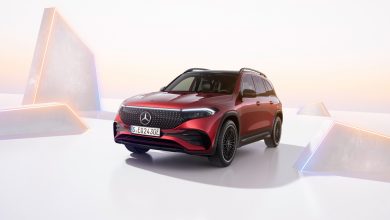 Mercedes-Benz EQB. Exterieur: MANUFAKTUR patagonienrot metallic, AMG Line. Interieur: Ledernachbildung ARTICO / Mikrofaser MICROCUT schwarz Mercedes-Benz EQB. MANUFAKTUR patagonia red metallic, AMG Line, Interior: ARTICO MICROCUT black
