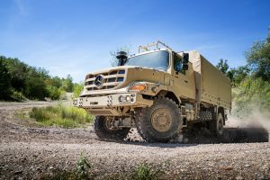 Mercedes-Benz Zetros, ähnlich dem ausgestelltem Fahrzeug Mercedes-Benz Zetros, similar to exhibited one