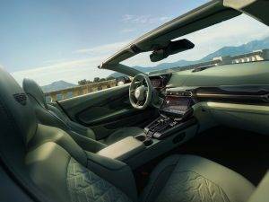 8 Aston Martin Vanquish Volante_07
