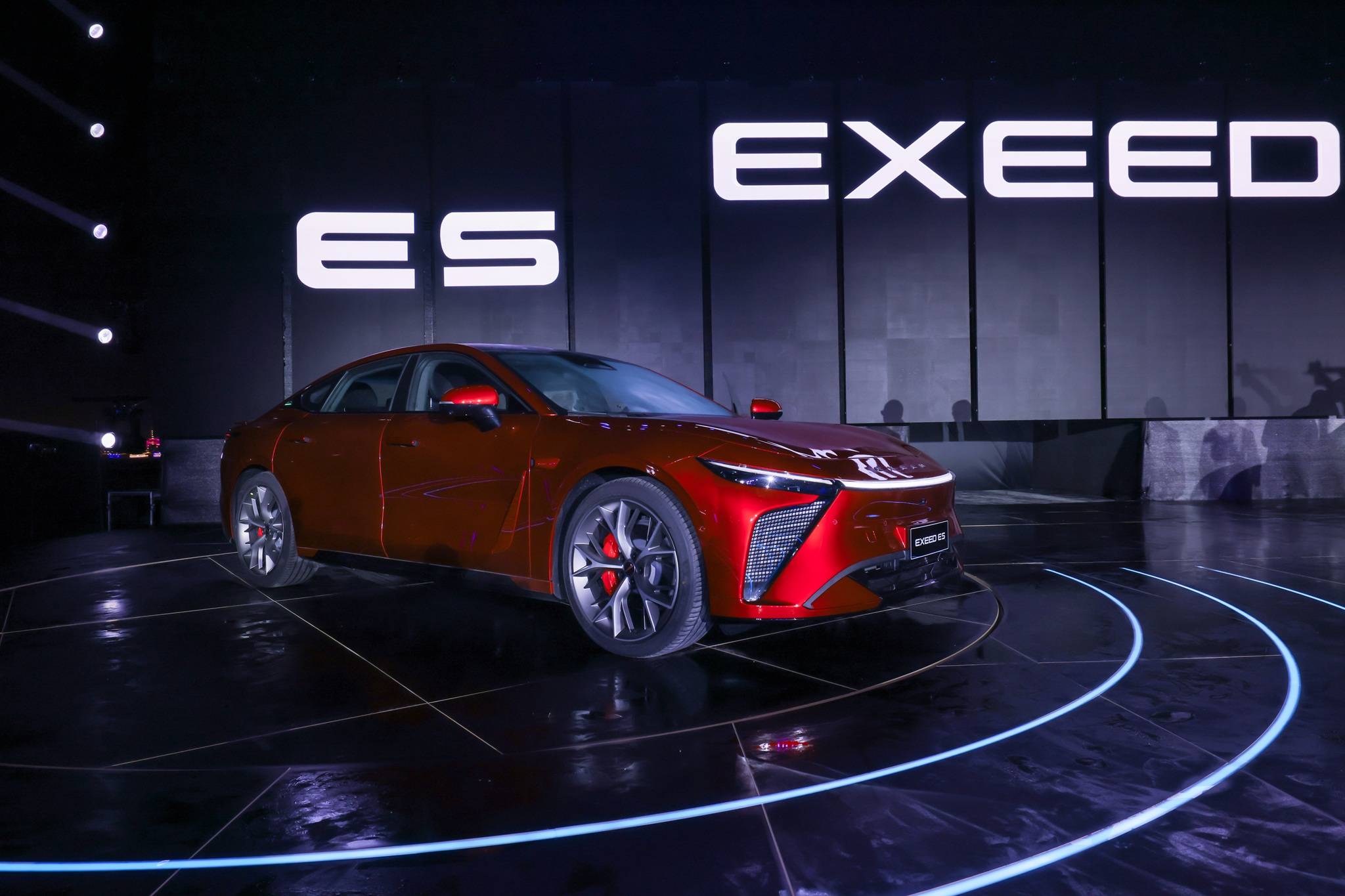 EXEED ES