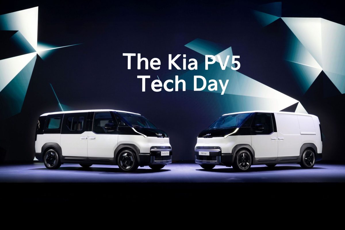 1) Kia PV5 Passenger. Cargo Long