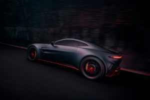 2 Aston Martin Vantage S (2)