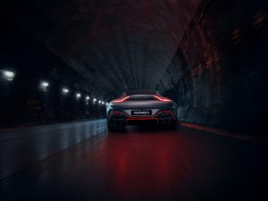 4 Aston Martin Vantage S (4)