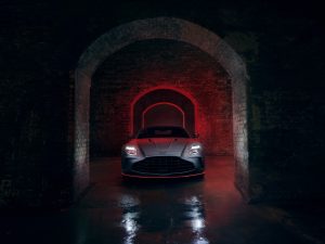 5 Aston Martin Vantage S (6)