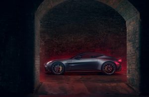 7 Aston Martin Vantage S (8)