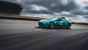 2 Aston Martin Vantage S FIA Safety Car_01