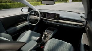 8) The New Kia Stonic_INT_STD__Passenger