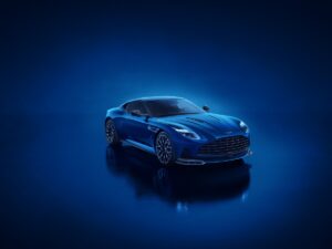 2 Aston Martin DB12 S_02