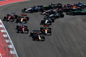 AUSTIN, TEXAS - OCTOBER 19: Max Verstappen of the Netherlands driving the (1) Oracle Red Bull Racing RB21 leads the field at the start of the race during the F1 Grand Prix of United States at Circuit of The Americas on October 19, 2025 in Austin, Texas. (Photo by Clive Mason/Getty Images) // Getty Images / Red Bull Content Pool // SI202510191504 // Usage for editorial use only //