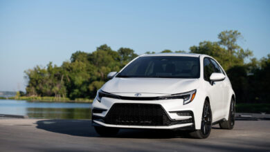 2026_Corolla_XSE_WindChillPearl_052-1500x1000